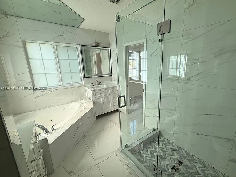 27037 SW 142nd Ave #0 — Photo 14
