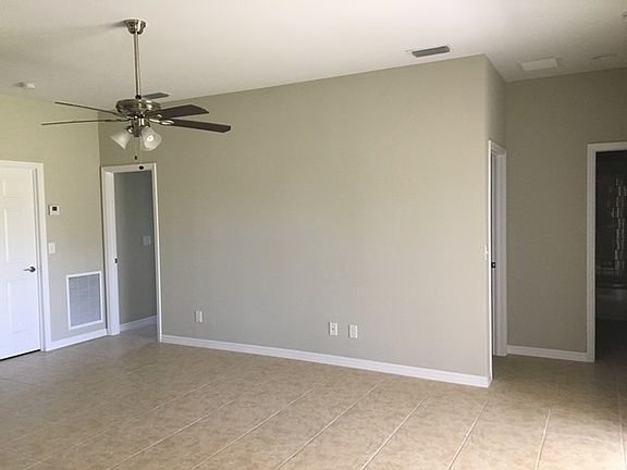 3rd image of 1737 NW 9th Ter