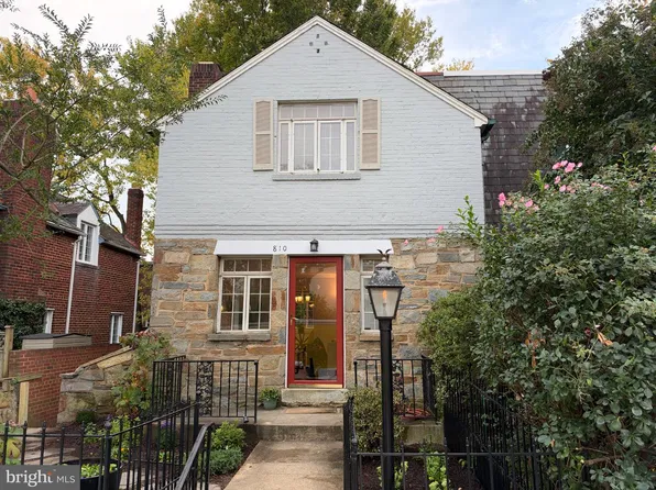 810 Devon Pl, Alexandria, VA 22314