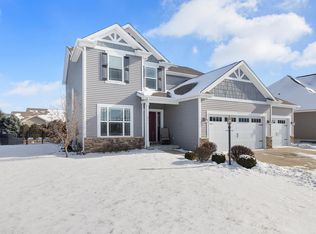 306 Potomac Ave, Savoy, IL 61874