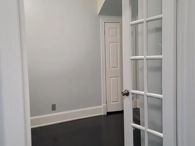 230 Parkdale Ave #LOWER — Photo 7