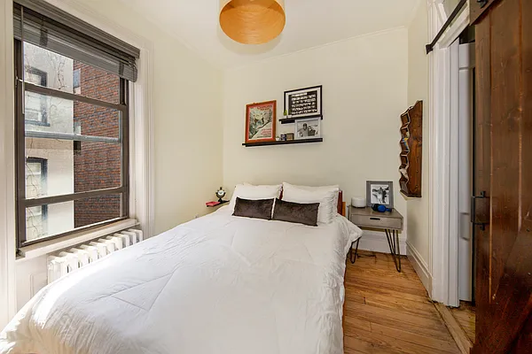 Sold by Compass | media 3