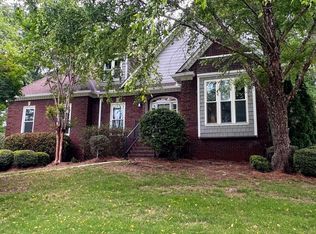 1596 Southpointe Dr, Birmingham, AL 35244