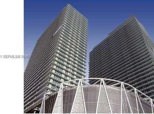 79 SW 12th St APT 3702, Miami, FL 33130