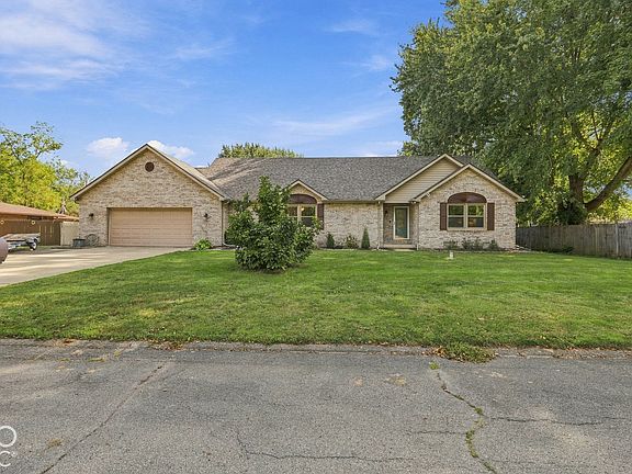 2nd image of 5507 Emerson Way