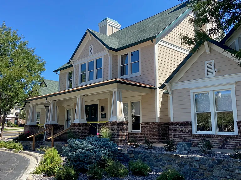 1864 Mallard Dr — Photo 29