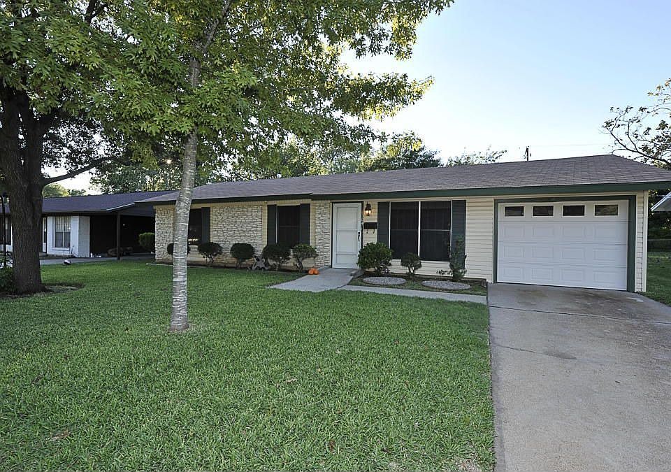 1st image of 8304 Rockwood Ln
