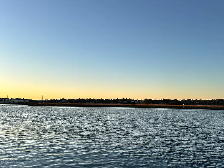 Pelican Dr — Photo 22