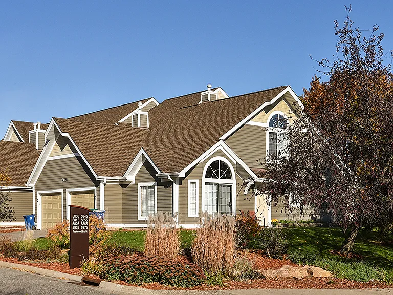 Bass Lake Hills Townhomes — Photo 30
