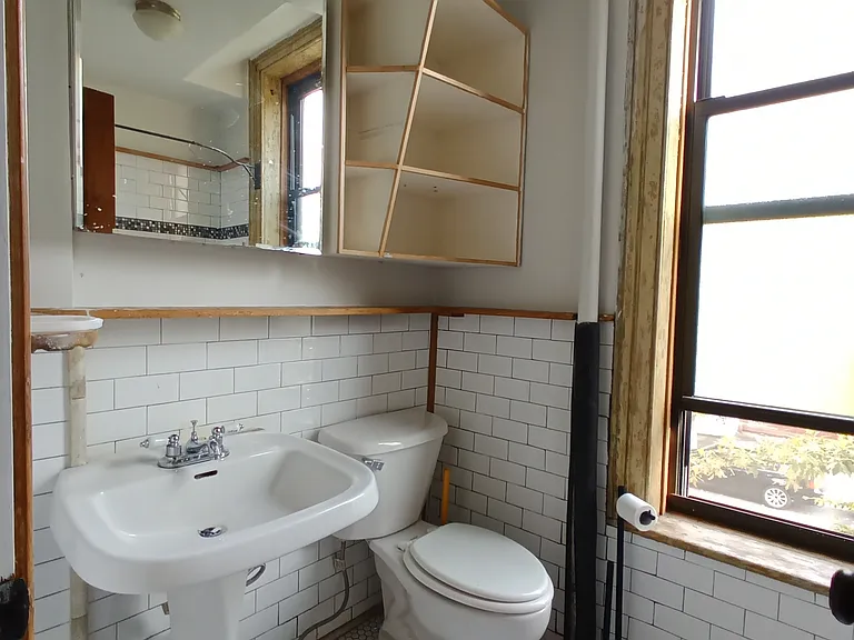 1183 Bedford Ave #2 — Photo 28