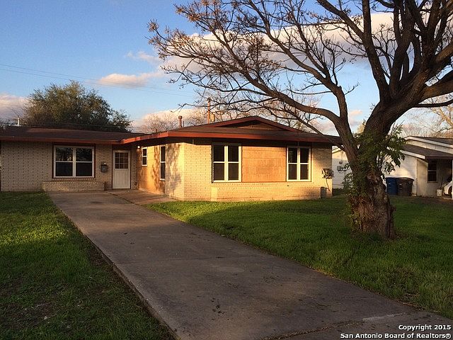 1st image of 251 Antrim Dr
