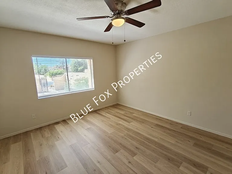 8305 N Midnight Way — Photo 16