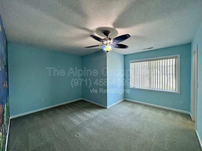 351 NW Kotrik Pl — Photo 25