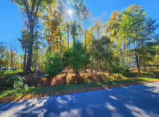 19 Kassidy Ct, East Stroudsburg, PA 18302