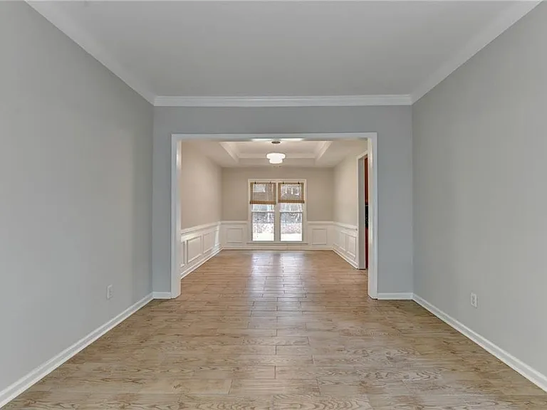 2835 Crestmont Ct — Photo 12
