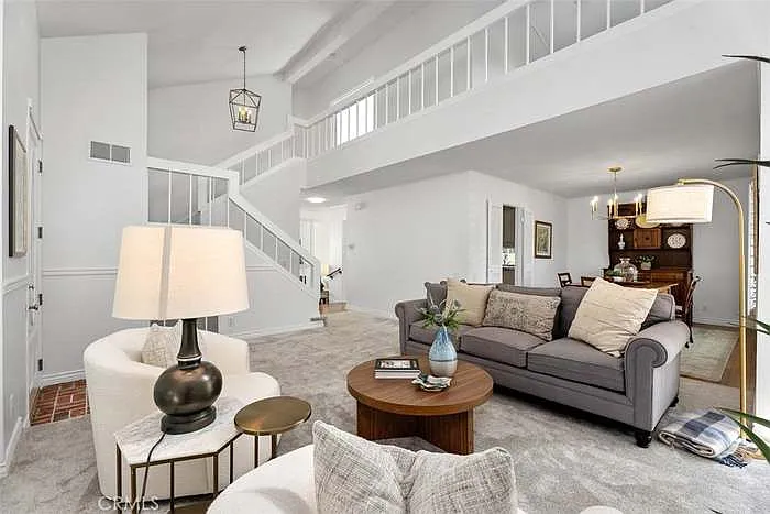 22342 Blueberry Ln — Photo 2