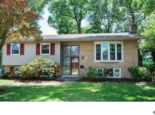1205 Falster Rd, Alexandria, VA 22308