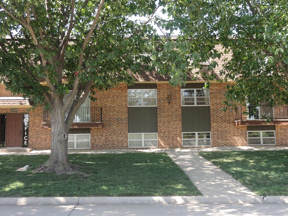 1st image of 3133 Lundin Dr #4