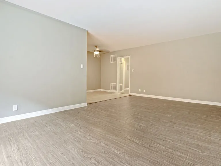 4030 Gelber Pl — Photo 8