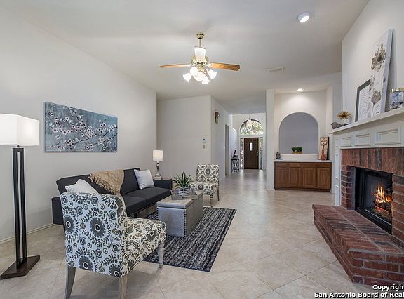 5th image of 11715 Millsway Dr