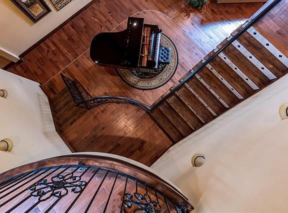 4th image of 5016 Hidden Oaks Ln
