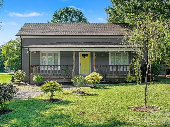 703 N Enochville Ave, Kannapolis, NC 28081