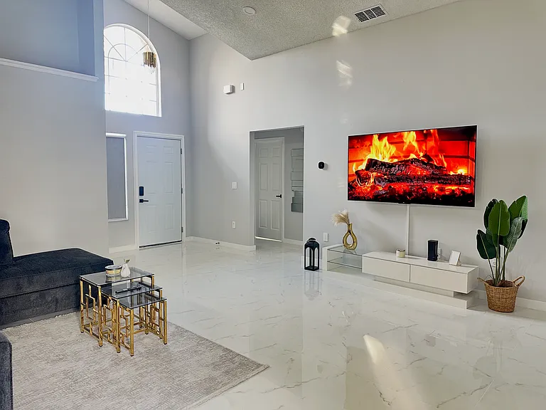 789 Country Woods Cir — Photo 2