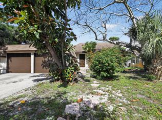 748 Place Chateau, Delray Beach, FL 33445