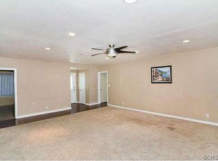7632 Independence Ave, Canoga Park, CA 91304