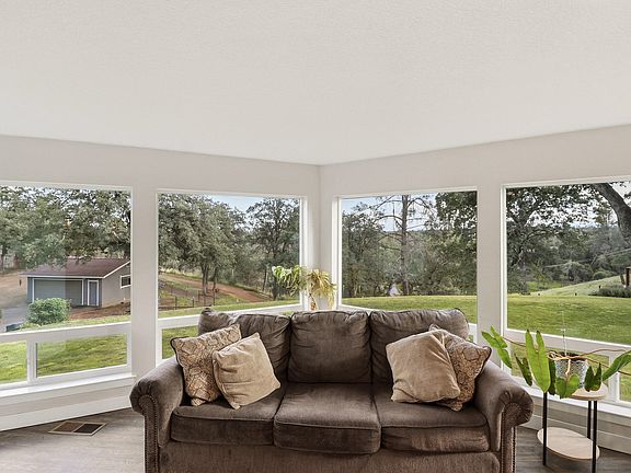 5th image of 7300 Placer Rd