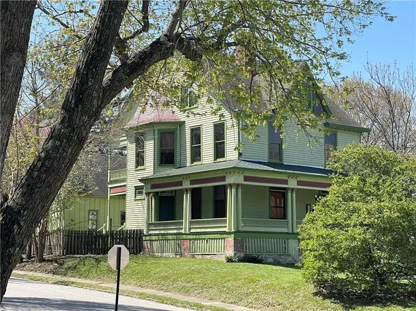 1521 Franklin Ave, Lexington, MO 64067