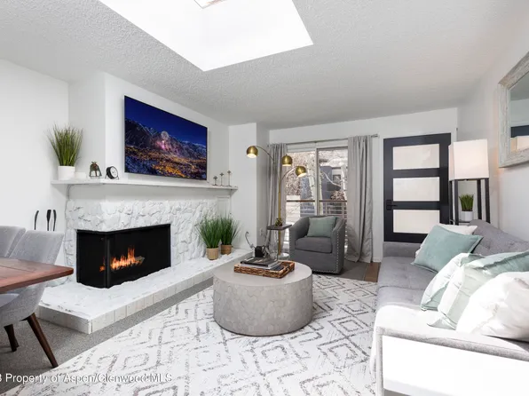 100 E Dean St Unit 3D, Aspen, CO 81611
