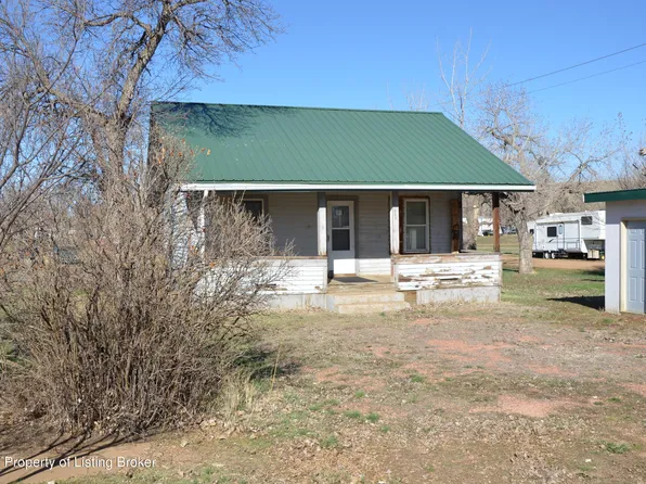 111 2nd Ave SE, Marmarth, ND 58643