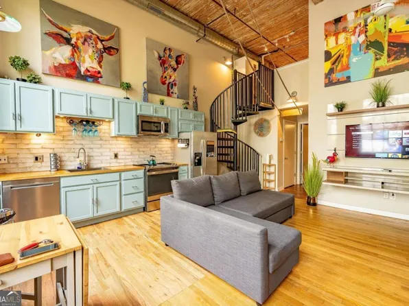 10 James St Unit 11B, Hampton, GA 30228
