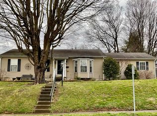 8 Chenault Dr, Mount Sterling, KY 40353