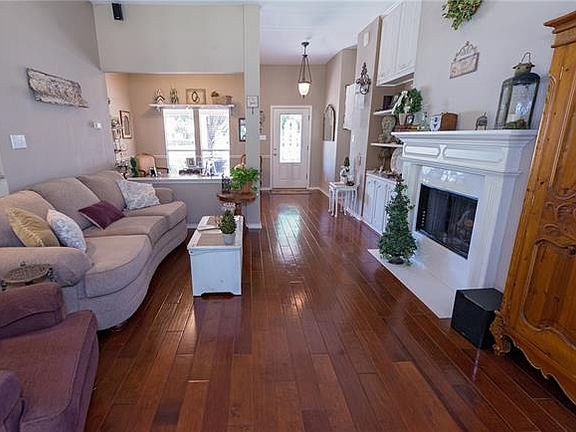 4th image of 4207 Southaven Ct