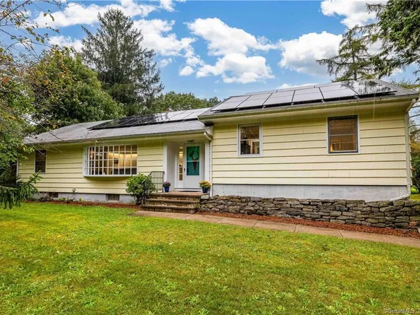 75 Long Hill Road, Clinton, CT 06413