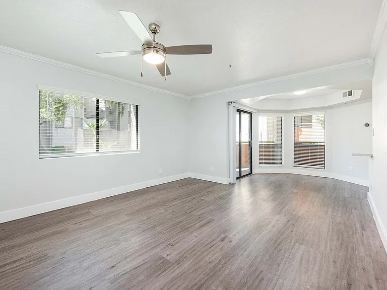 92Forty Scottsdale — Photo 14