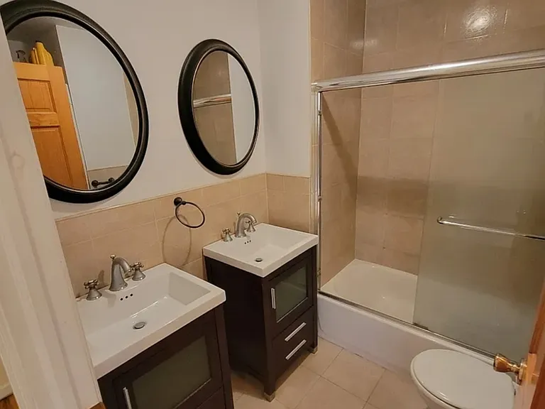 2034 2nd Ave #4B — Photo 11