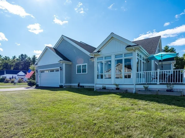 36 Sarahbeth Ln #44, Rochester, MA 02770