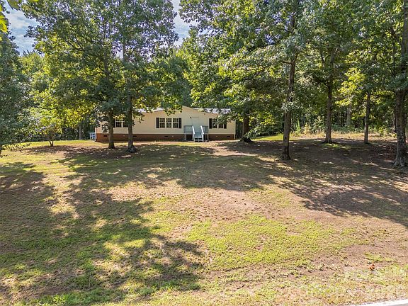 3rd image of 188 Hames Ridge Rd