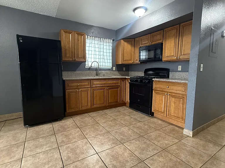 6924 Issac Ave #2 — Photo 15