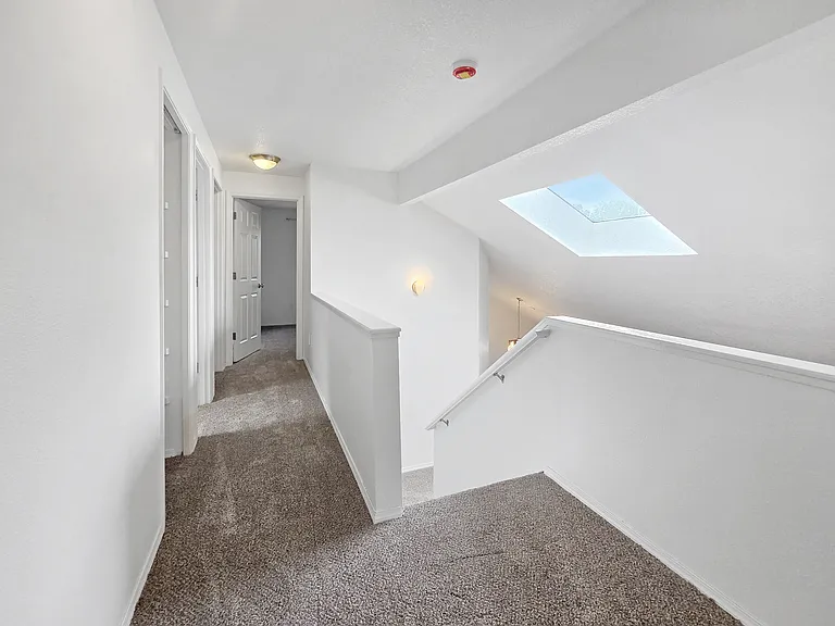 10526 SW Windsor Pl — Photo 11