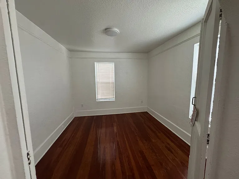 434 E Tillman Ave #3 — Photo 5