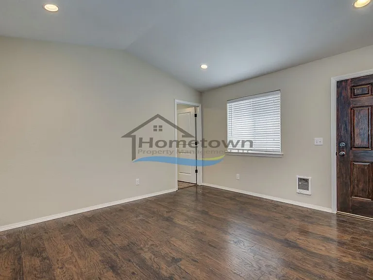 2852 N Julie Ann Ct — Photo 4