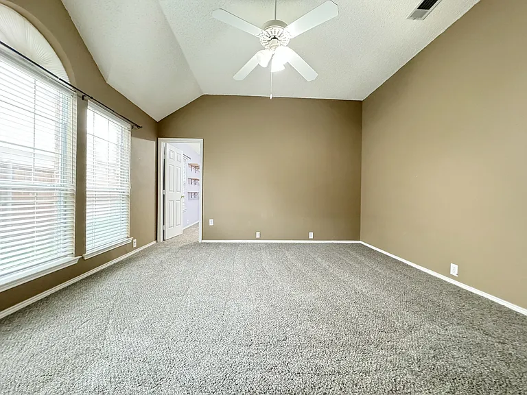 4712 Bull Run Dr — Photo 12