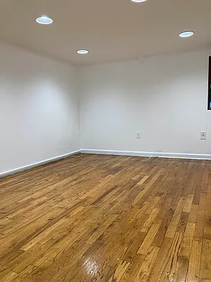 Rented by Dwell Residential Inc | media 21