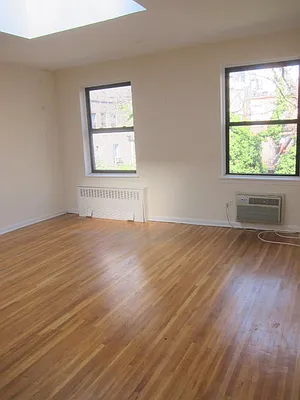Rented by Chartwell Forest Hills Realty | media 22