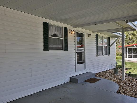 3rd image of 11502 Lynn Cir