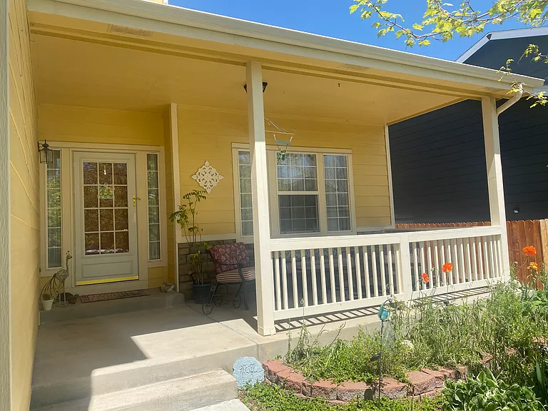 1766 Preston Dr — Photo 2